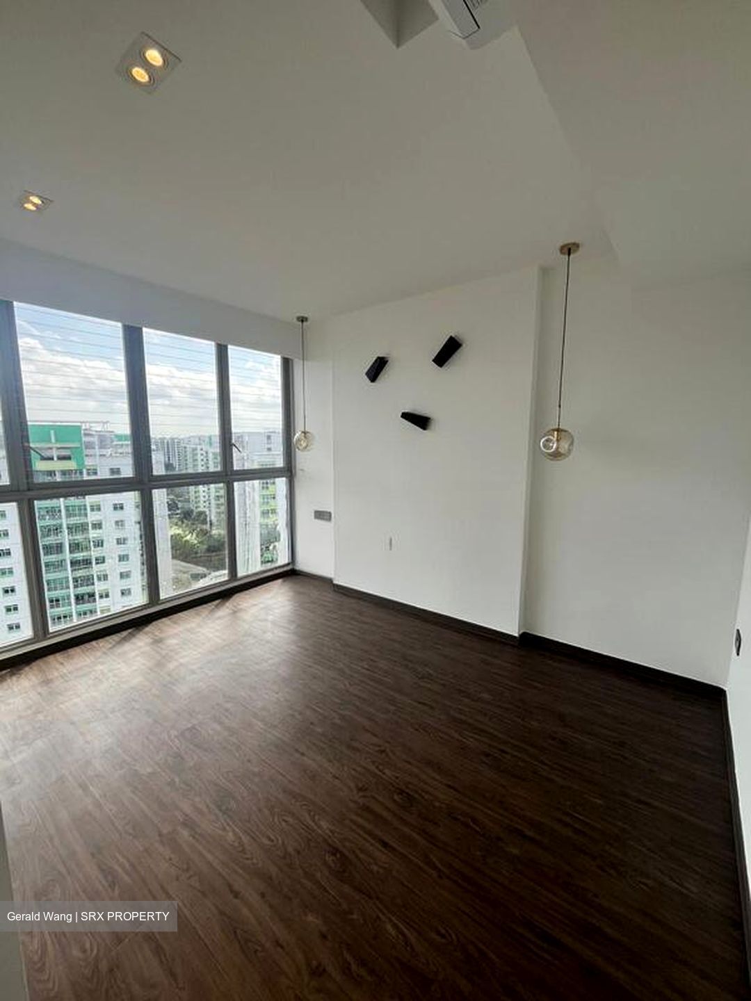 Prive (D19), Condominium #523453021